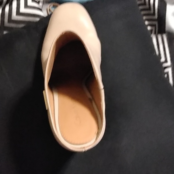 20.00 - Picture 3 of 5